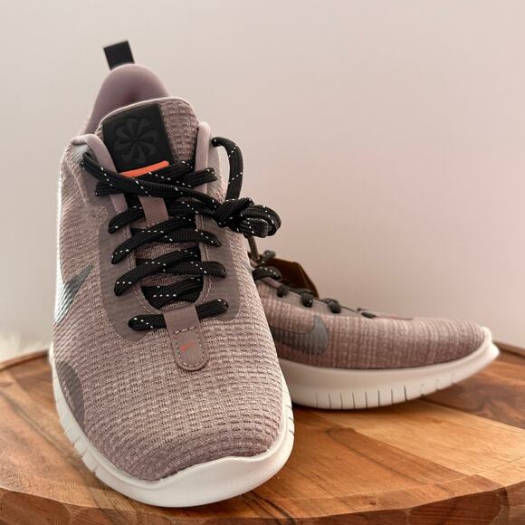 Nike Flex Experience 12 Women's Size 6 Running Shoe Sneakers  DV0746 200 New‎ - Picture 10 of 12